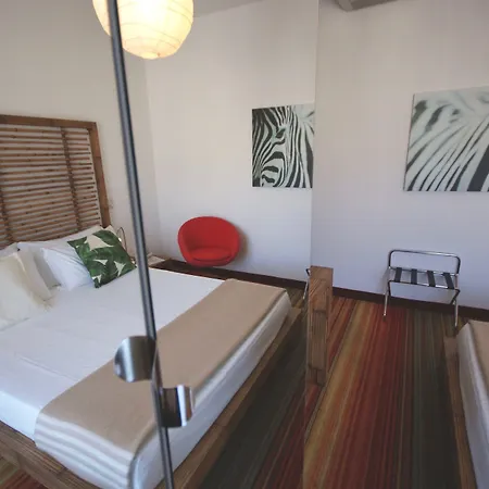 Peler Otel 2*