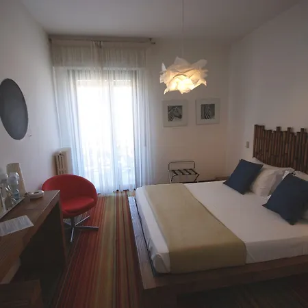 Peler Otel