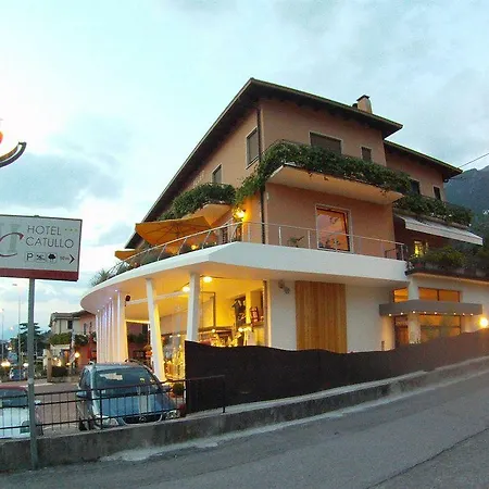 Peler Otel 2*